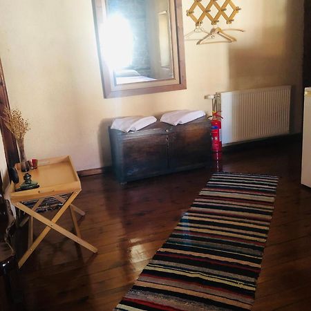 Χαγιάτι Hotel Pszarádesz Kültér fotó