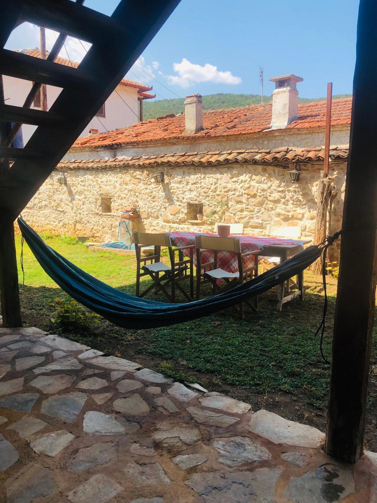 Χαγιάτι Hotel Pszarádesz Kültér fotó